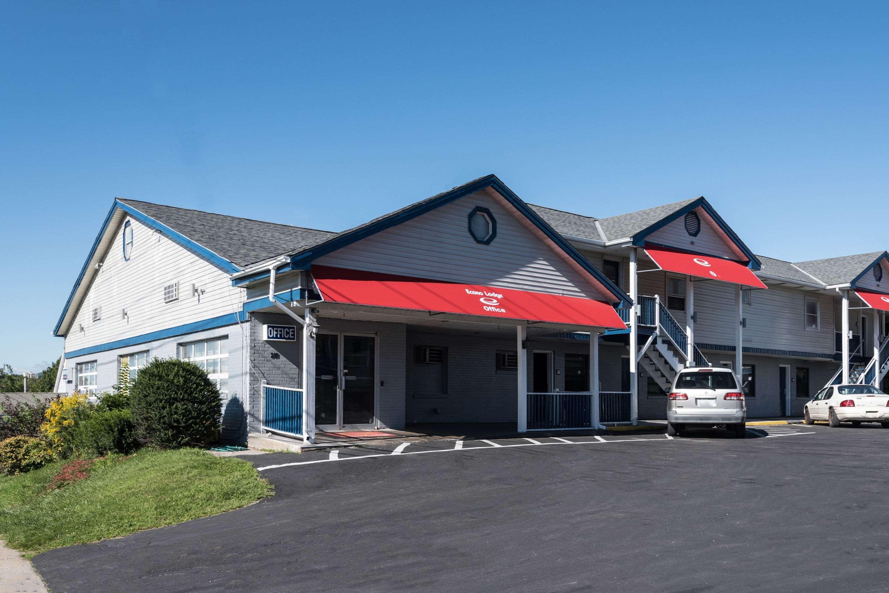 Econo Lodge Rutland City Near Hwy 7 Buitenkant foto