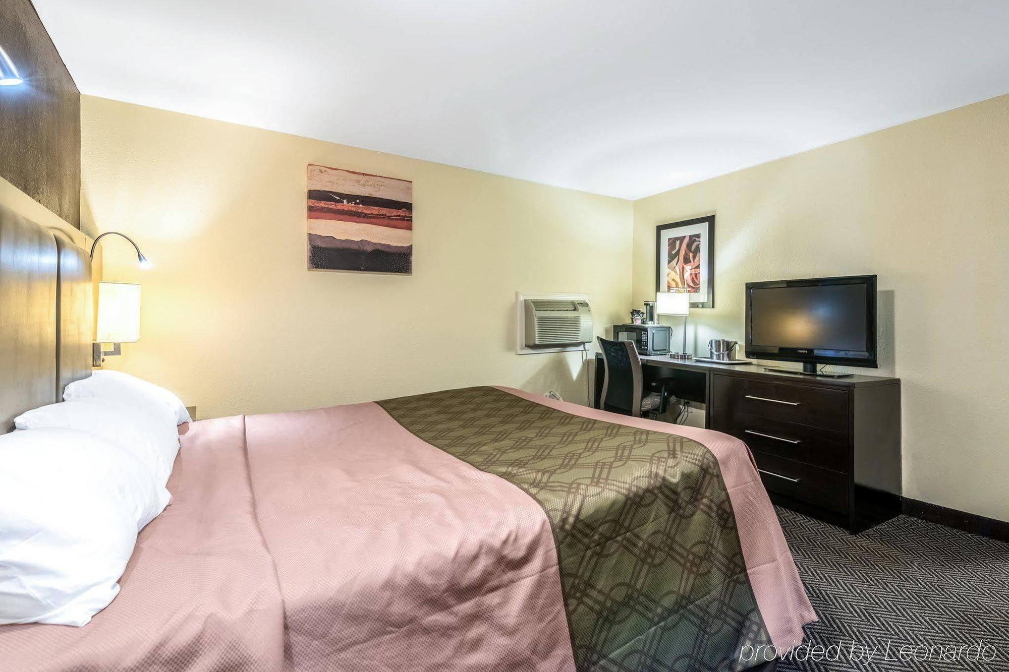 Econo Lodge Rutland City Near Hwy 7 Buitenkant foto