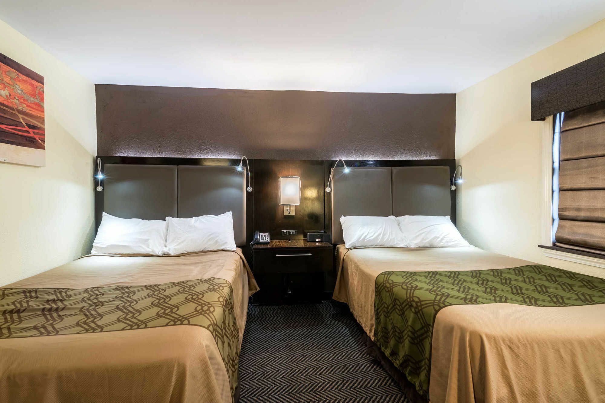 Econo Lodge Rutland City Near Hwy 7 Buitenkant foto
